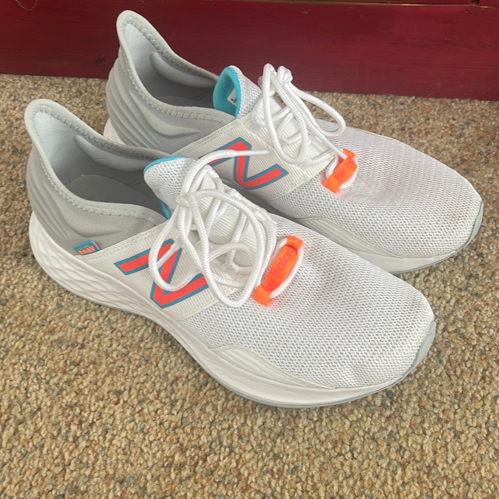 New Balance Fresh Foam Roav